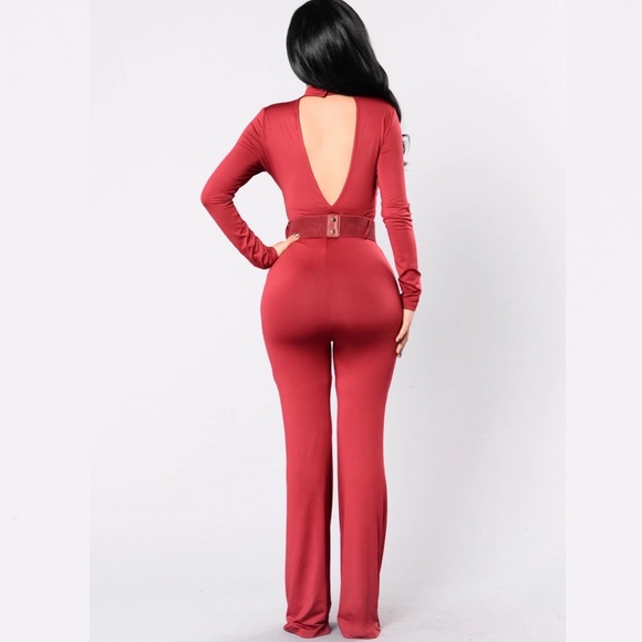 🔥NWOT Fashion Nova Burgundy Jumpsuit - Picture 3 of 4